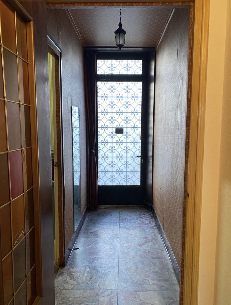 réalisation avant rénovation entrée